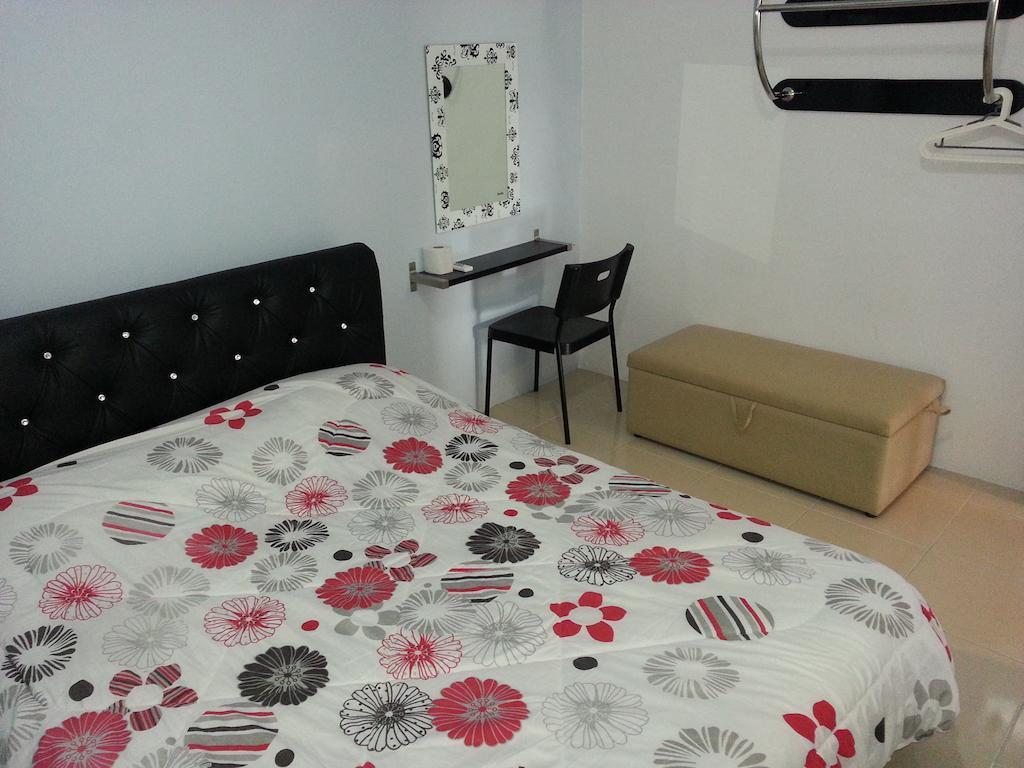 Homestay Cameron Pasar Malam @ Crown Imperial Court *